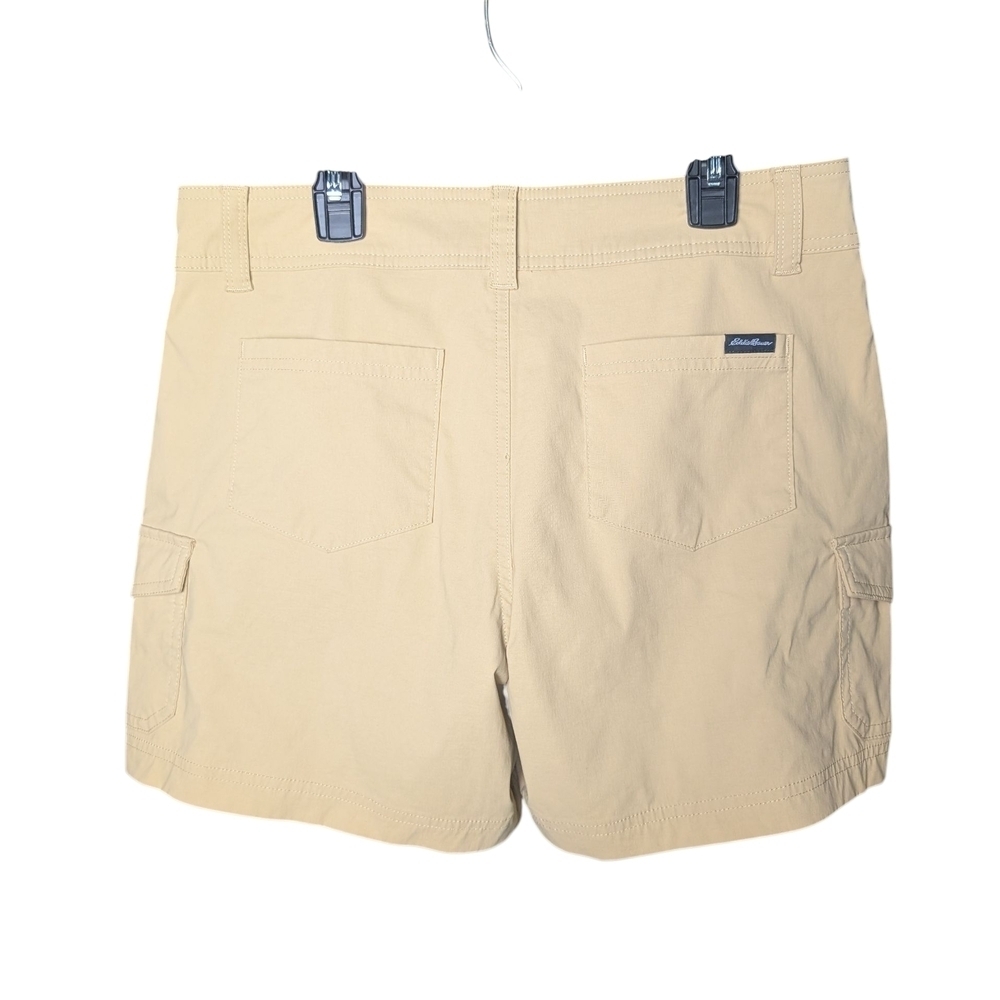 Eddie Bauer Khaki Beige Cargo Shorts Women's 6 Like New Condition Pockets Zipper - Picture 2 of 9